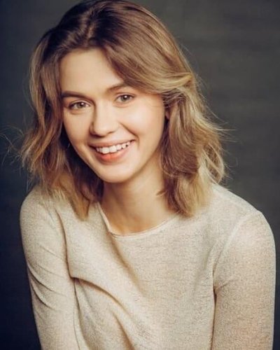  Анна Богомолова