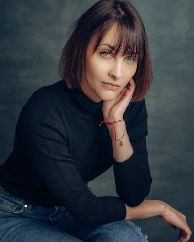  Алиса Вединяпина